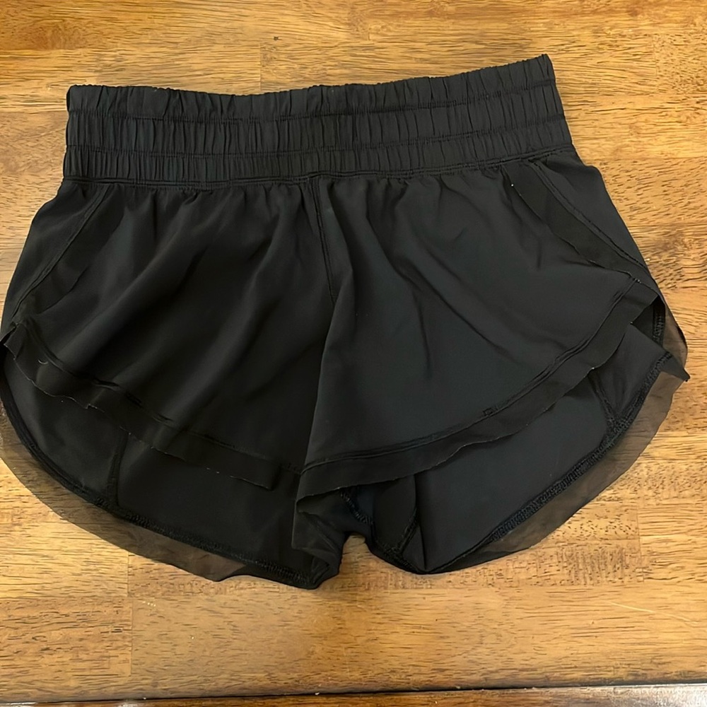 Lululemon black  shorts size 2 EUC